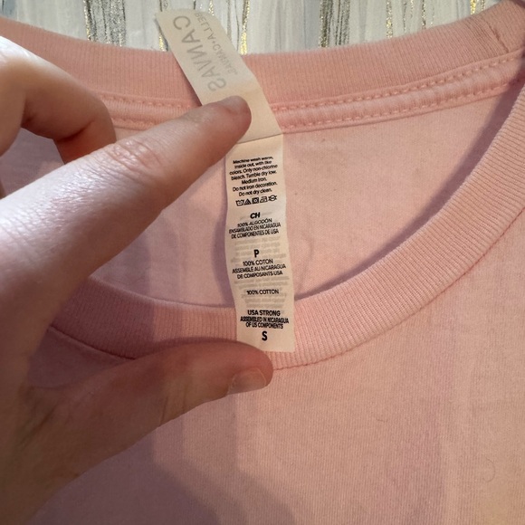 ✨ONE LOVED BABE TEE - Picture 4 of 8